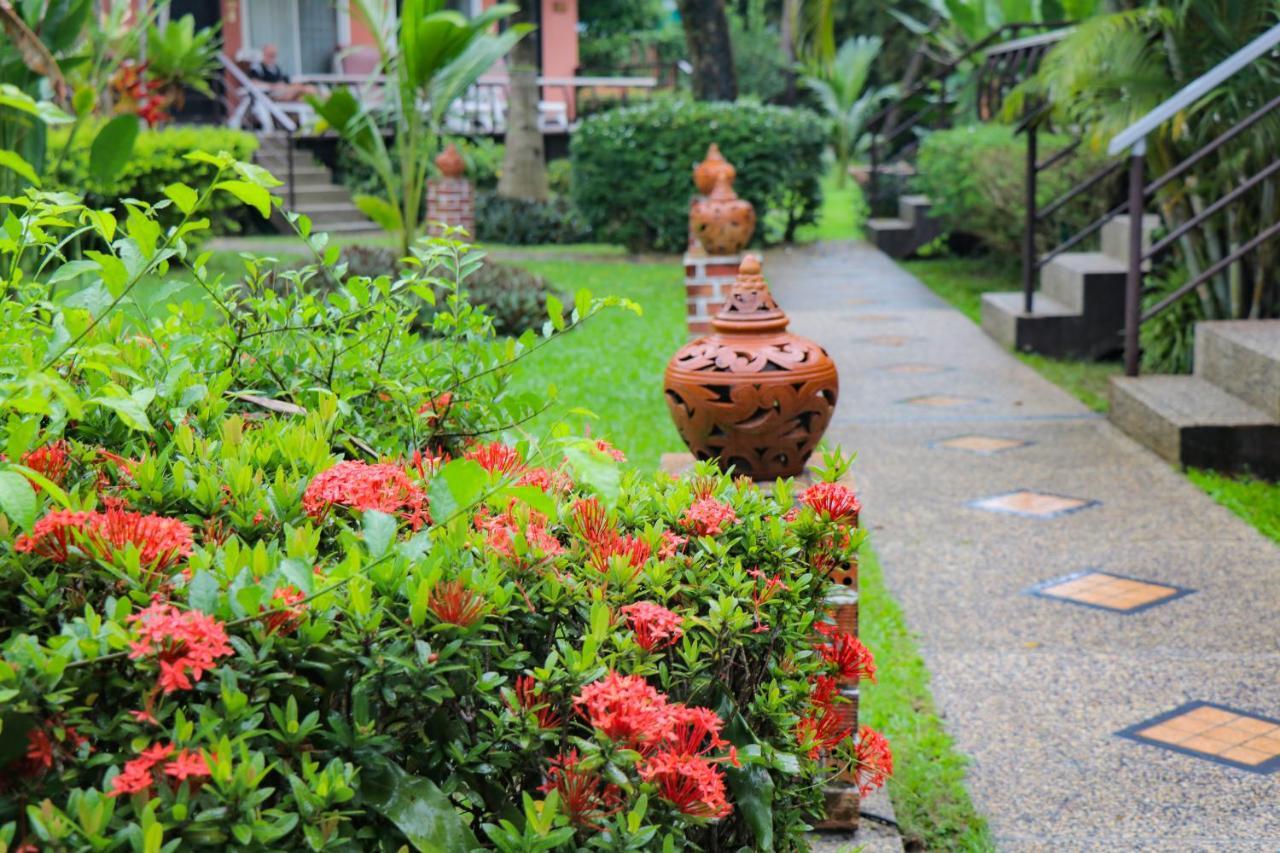 Andaman Seaside Resort Bangtao Beach Bang Tao Beach  Exterior photo